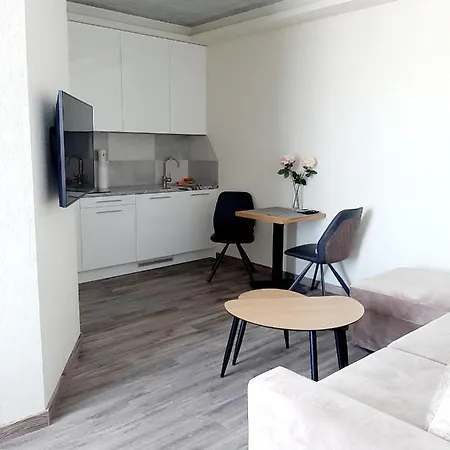 아파트 Smeltale 3